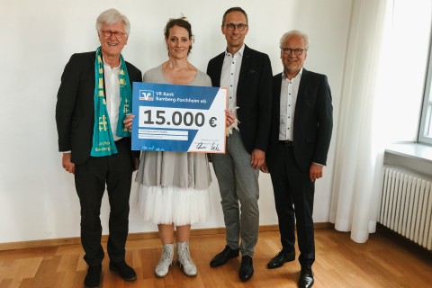 VR Bank Bamberg-Forchheim unterstützt ein Dokumentarfilm-Projekt mit 15.000 Euro
